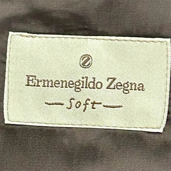 Ermenegildo Zegna Soft Gray Wool Blend Suit 52R / 42R
